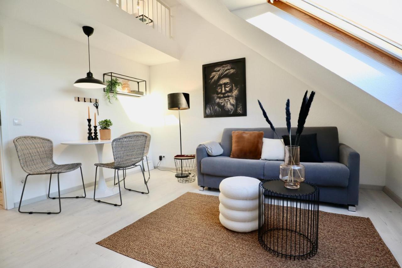 אסן Gallery Apartment: Maisonette + Free Parking + Netflix מראה חיצוני תמונה