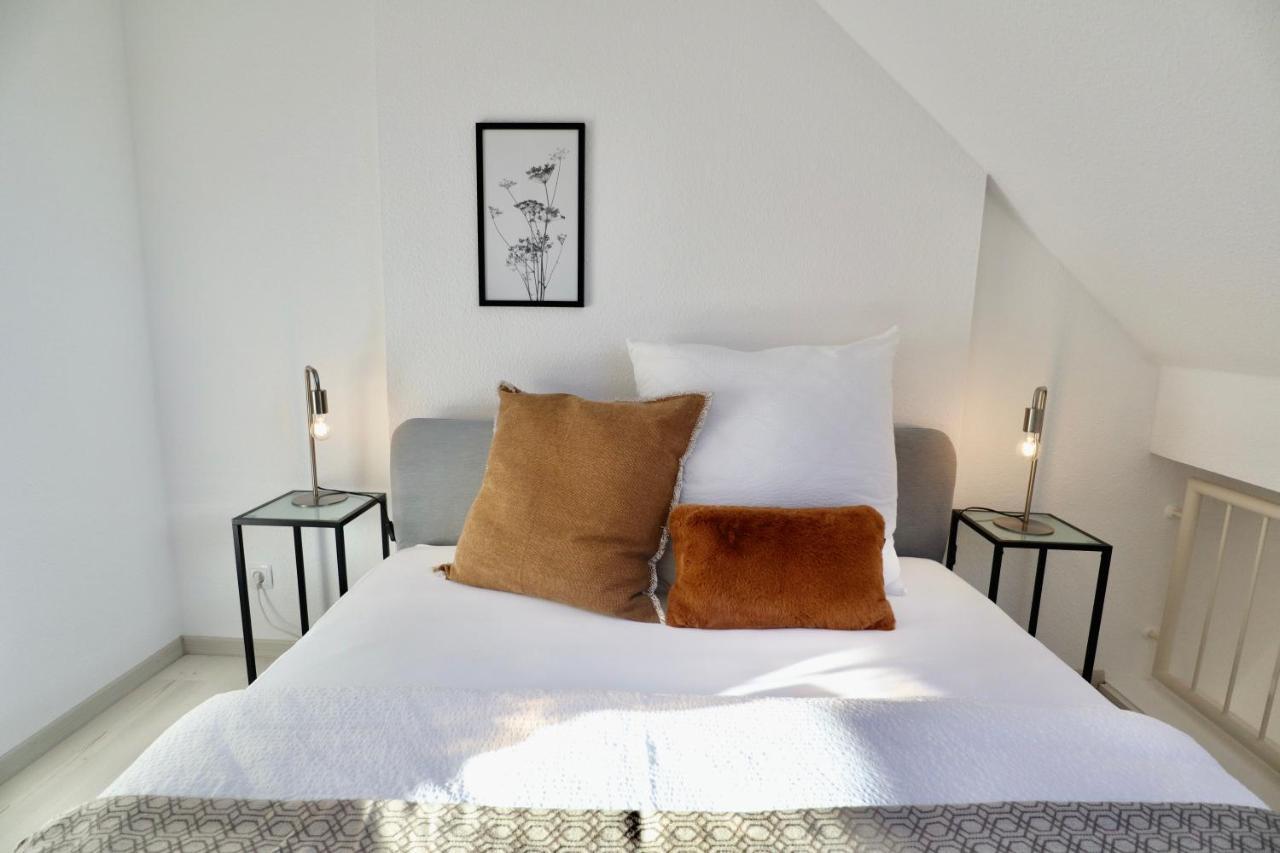 אסן Gallery Apartment: Maisonette + Free Parking + Netflix מראה חיצוני תמונה
