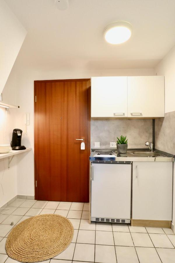 אסן Gallery Apartment: Maisonette + Free Parking + Netflix מראה חיצוני תמונה